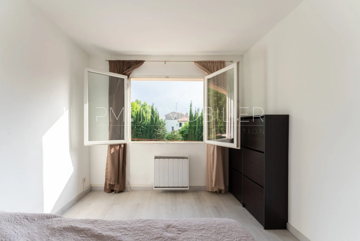 Appartement de type 2 à vendre à Marseille 11ème arrondissement 