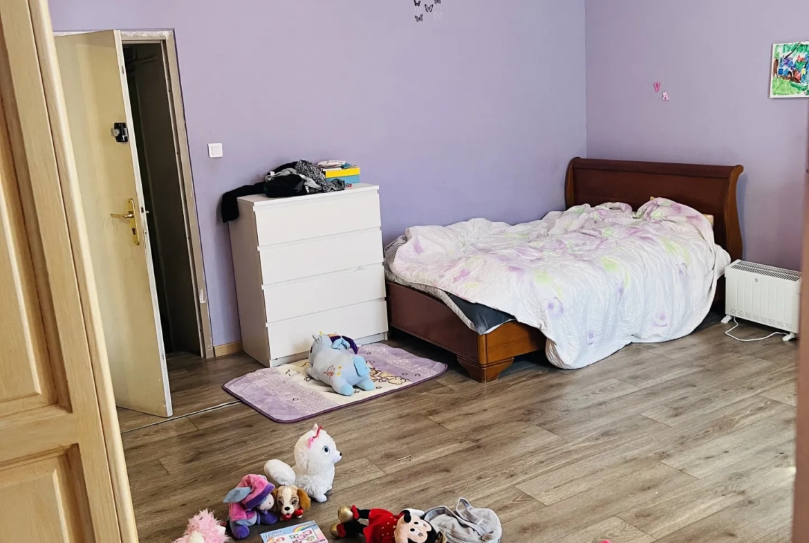 Maison à aménager avec potentiel de transformation en appartements à Lunel 