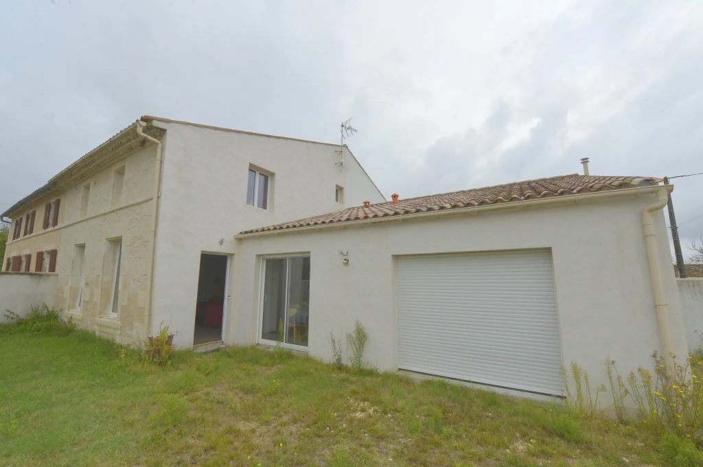 Maison charentaise rénovée à Sablonceaux, Sud Charente-Maritime
