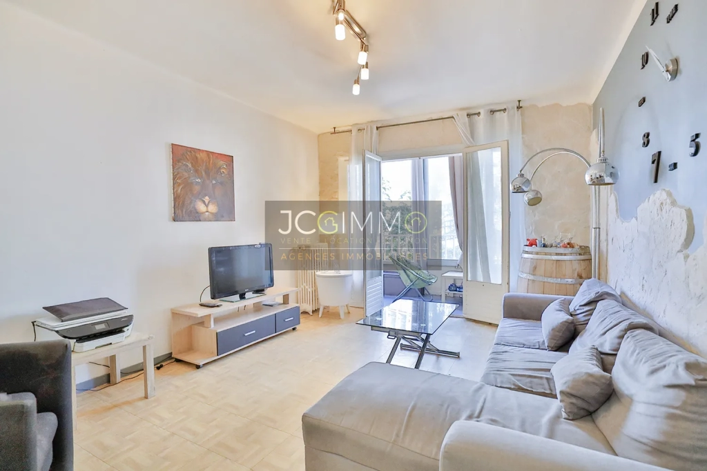 Appartement T3 avec loggia et cave au Mourillon proche mer