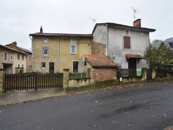 Lot de deux Maisons de bourg à vendre à Massignac