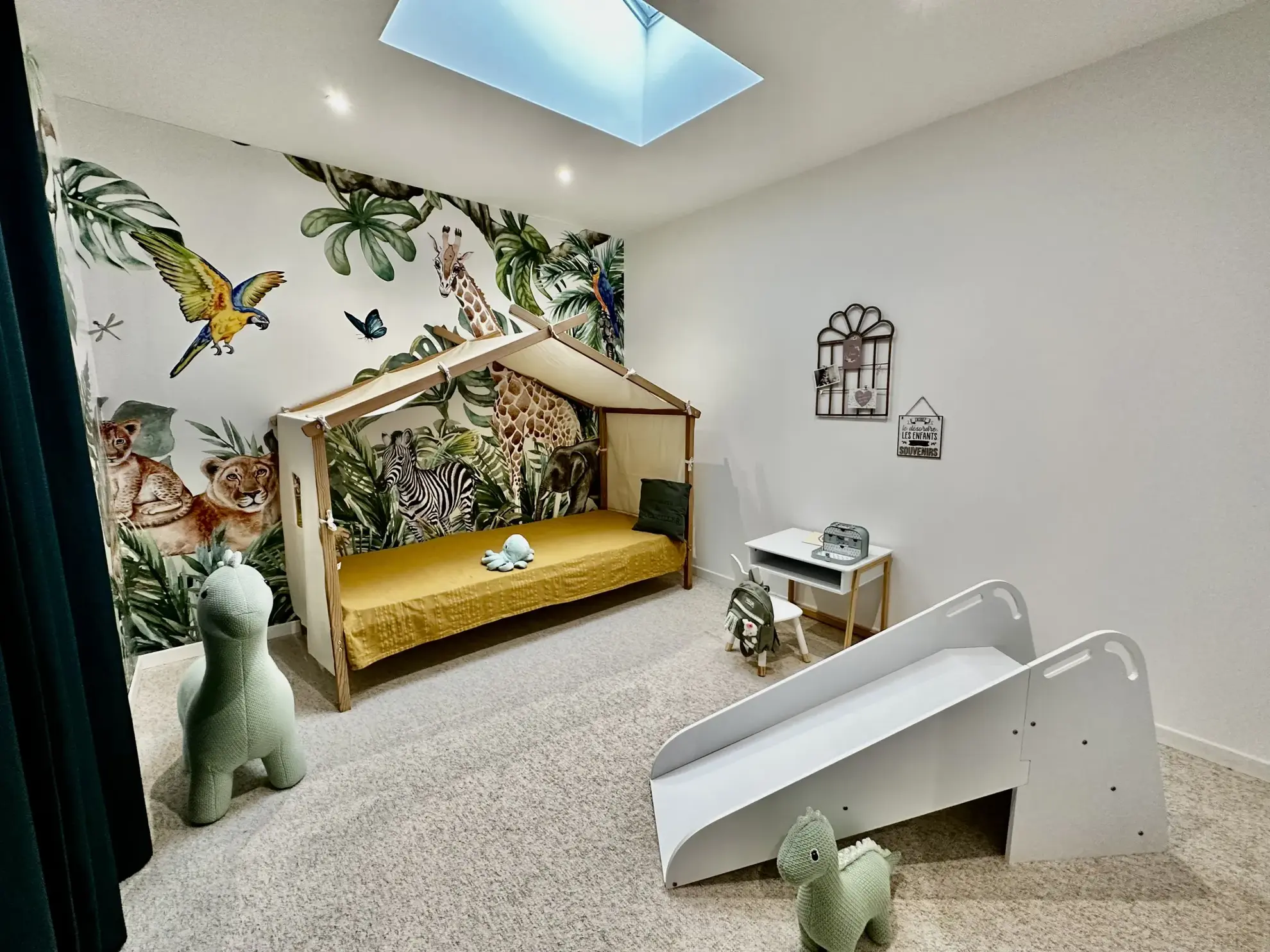 Villa contemporaine 106 m2 avec garage et piscine à Lapalud 