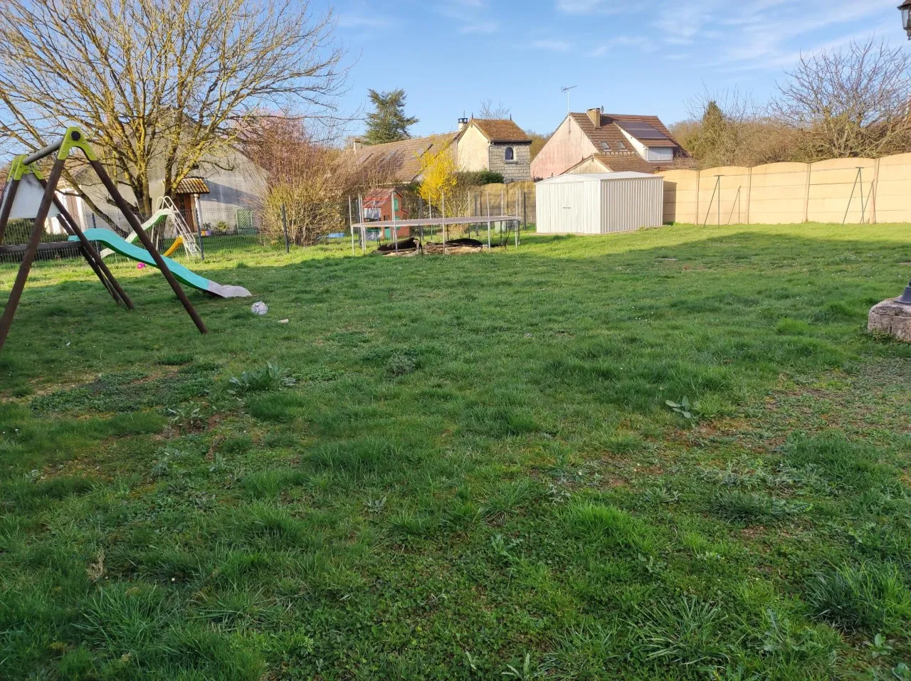 Maison rénovée de plain pied à Sainville 