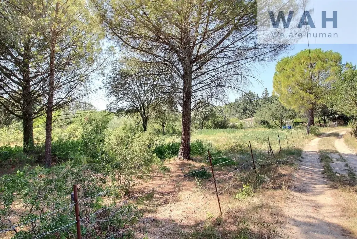 Vente de trois terrains de 2 330 m2 à Junas 30250 
