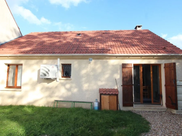 Maison plain pied à vendre - Varennes Jarcy