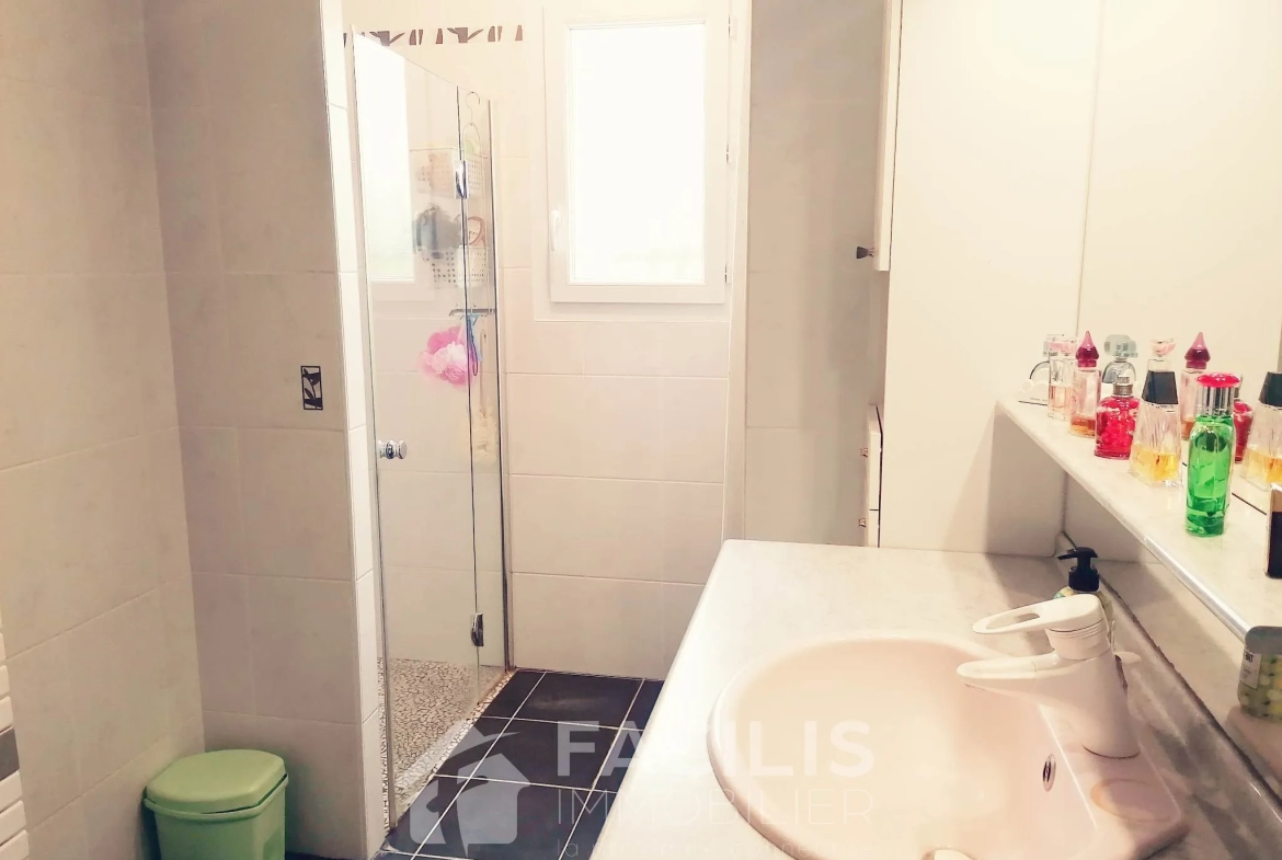 Agréable maison de plain-pied à Vouillé 86190 