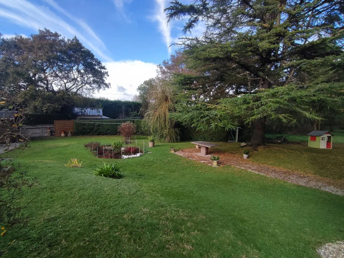 Belle maison 85m2 avec jardin arboré de 700m2 et garage de 36m2 à Saint Nazaire - Brais 