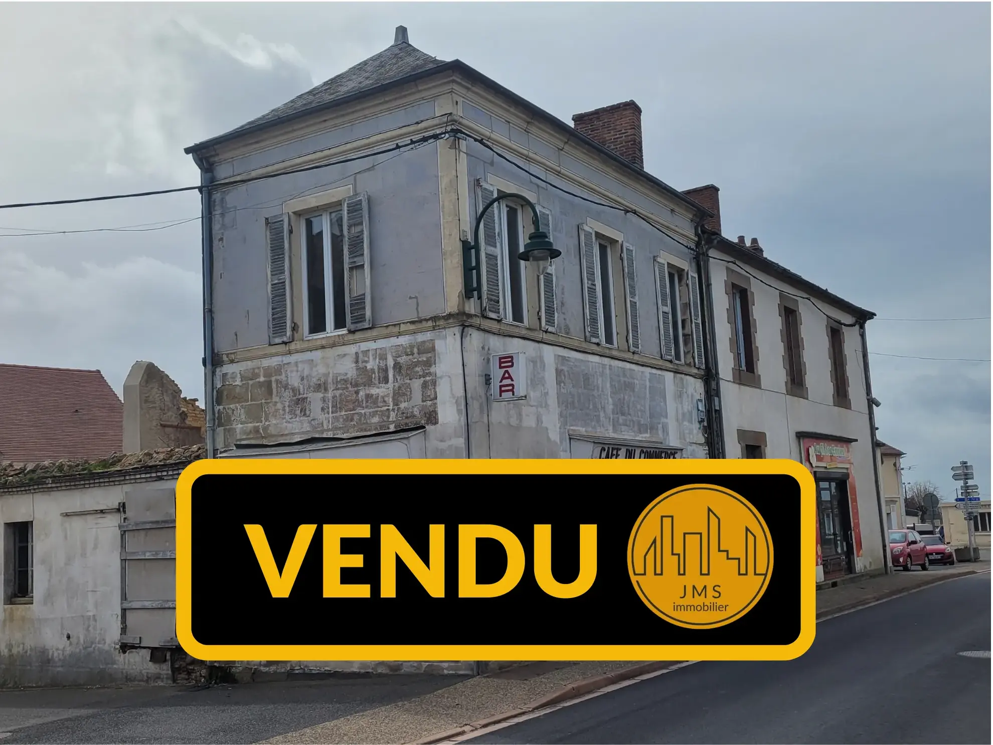 Ancien commerce offrant de nombreuses possibilités à Le Montet 