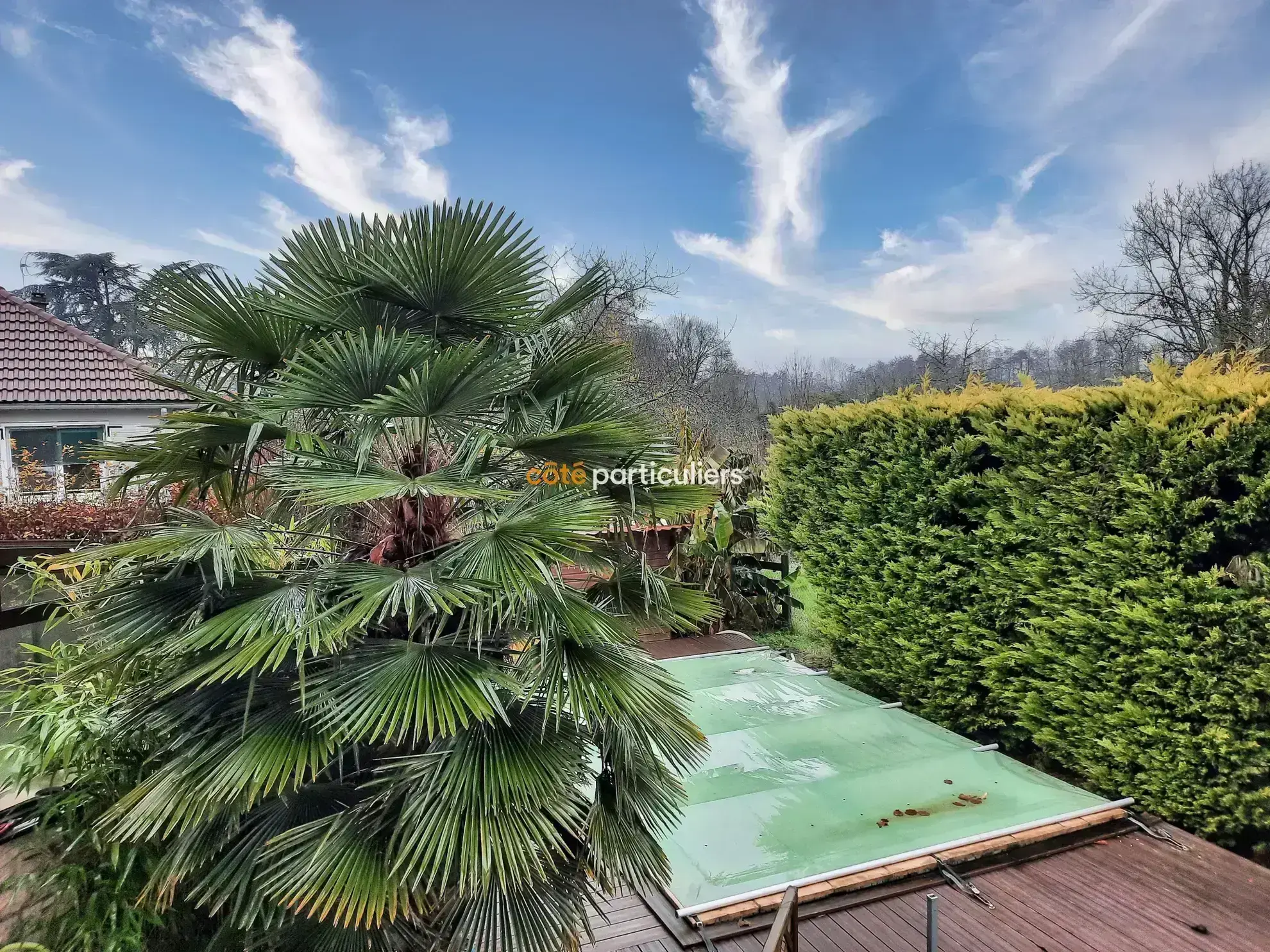 Maison individuelle à Foucherans avec véranda chauffée et piscine enterrée 