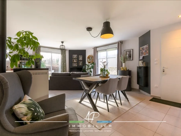 Maison de plain-pied, 3 chambres à Beire-le-Chatel 