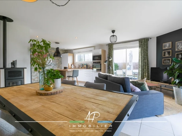 Maison de plain-pied, 3 chambres à Beire-le-Chatel 