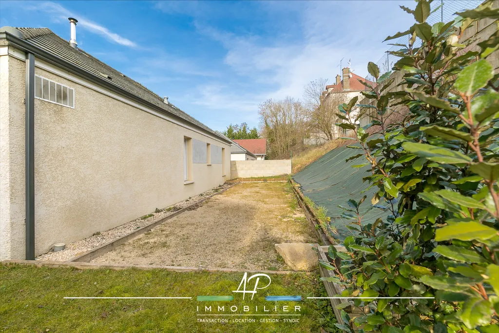 Maison de plain-pied, 3 chambres à Beire-le-Chatel 