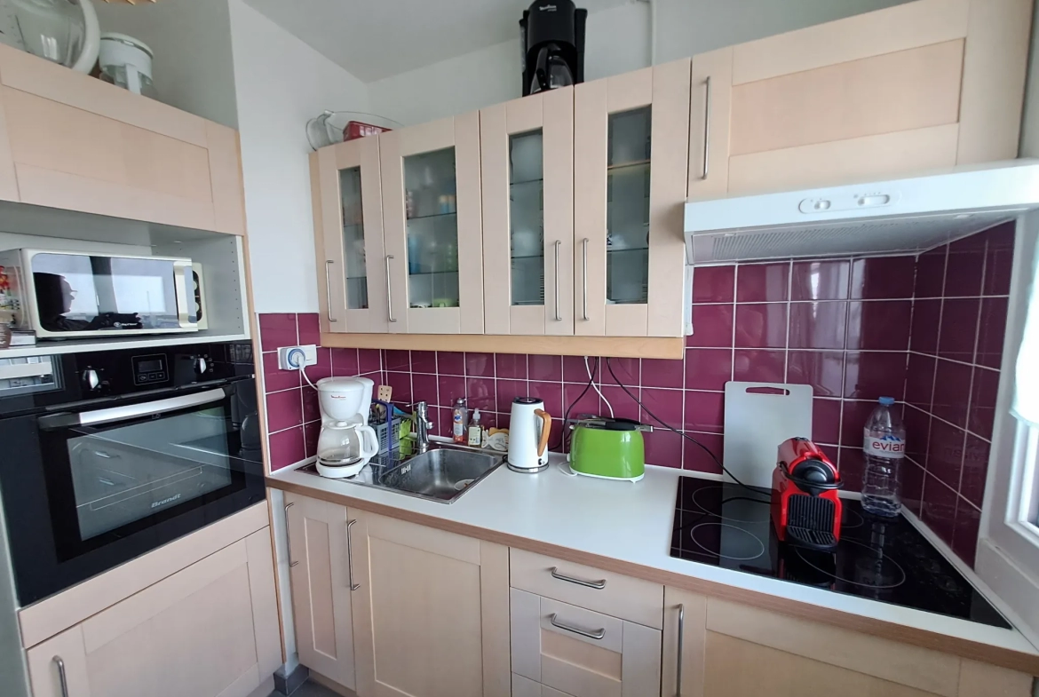 Appartement 2 Pièces avec Balcon à Ivry sur Seine 