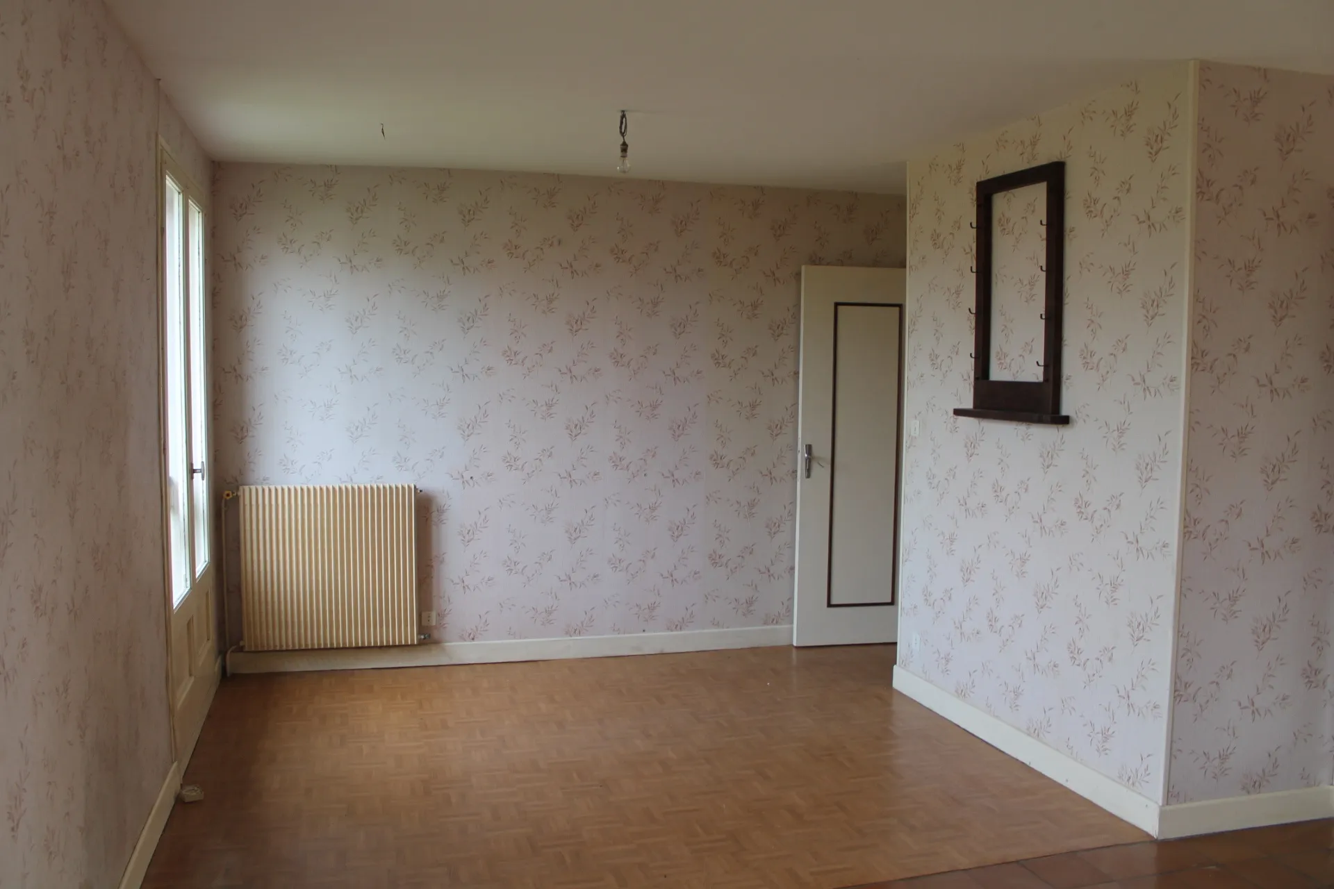 Maison sur sous-sol avec verger à Cerilly - 3300m2 