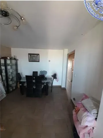 Appartement T4 à vendre à Marseille 3 - 70m2, 40 000 € 