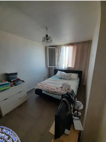 Appartement T4 à vendre à Marseille 3 - 70m2, 40 000 € 