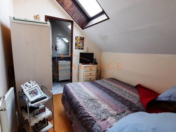 Studio avec cuisine équipée et parking privé à Quincy voisins 
