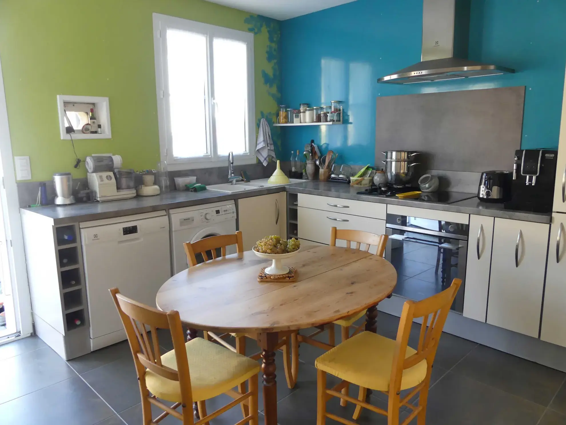 Maison de Village+Garage+Atelier et combles à Vandre 
