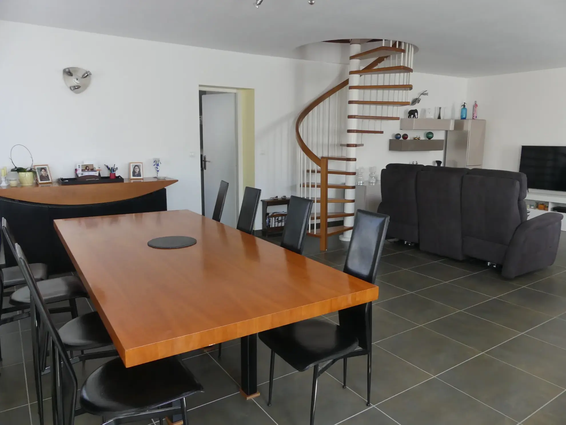 Maison de Village+Garage+Atelier et combles à Vandre 