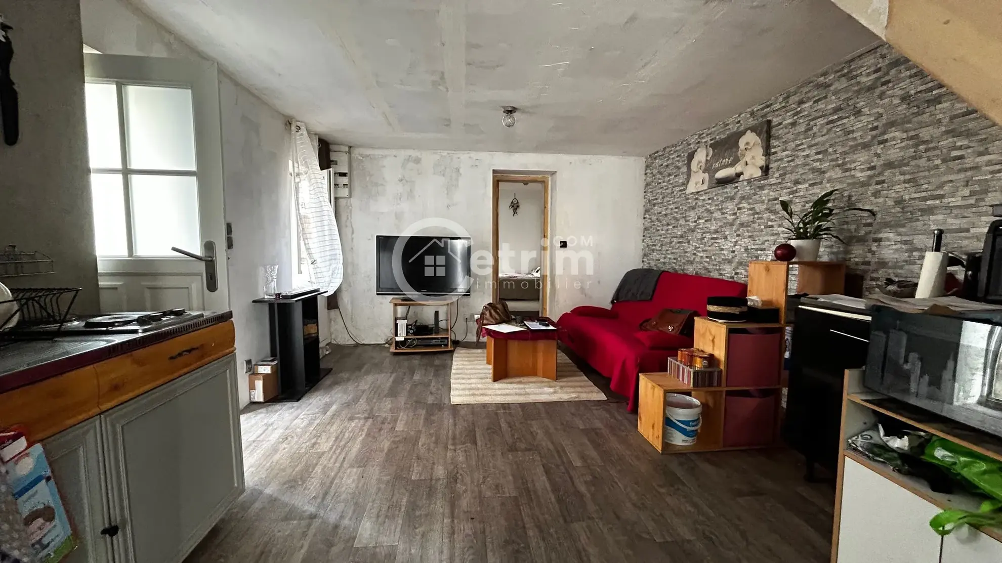 Belle maison en pierres avec jardin à LEZOUX 63190 