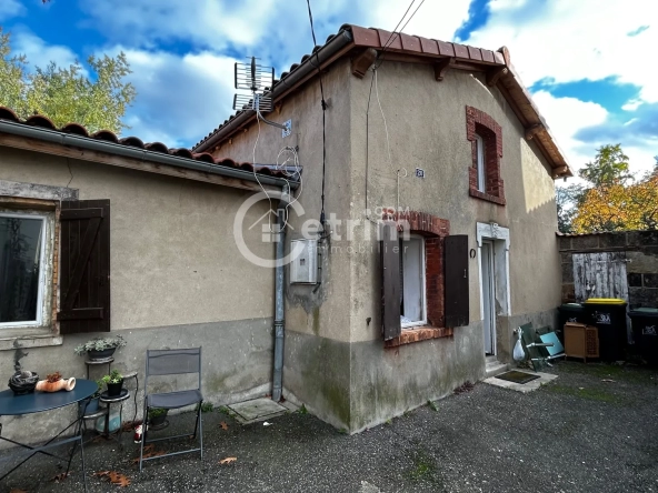 Belle maison en pierres avec jardin à LEZOUX 63190 