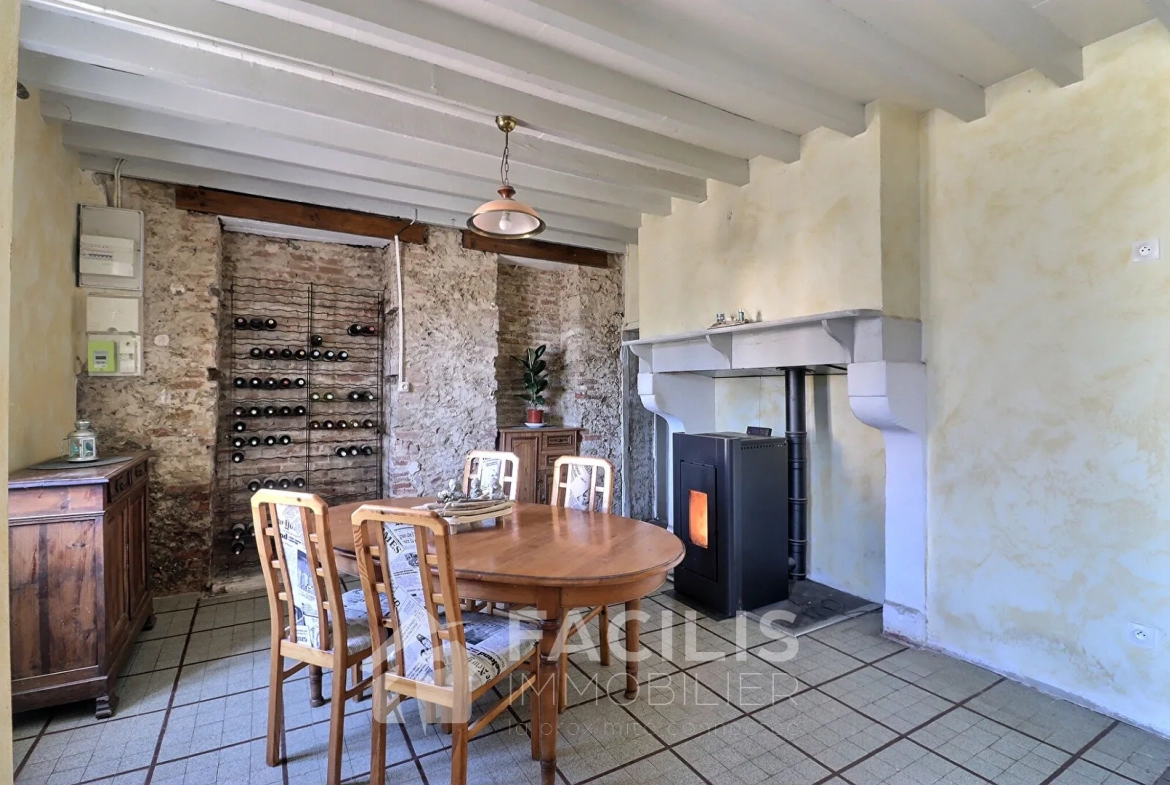 Maison de 134 m2 à Villeneuve de Marsan, proche de Mont de Marsan 