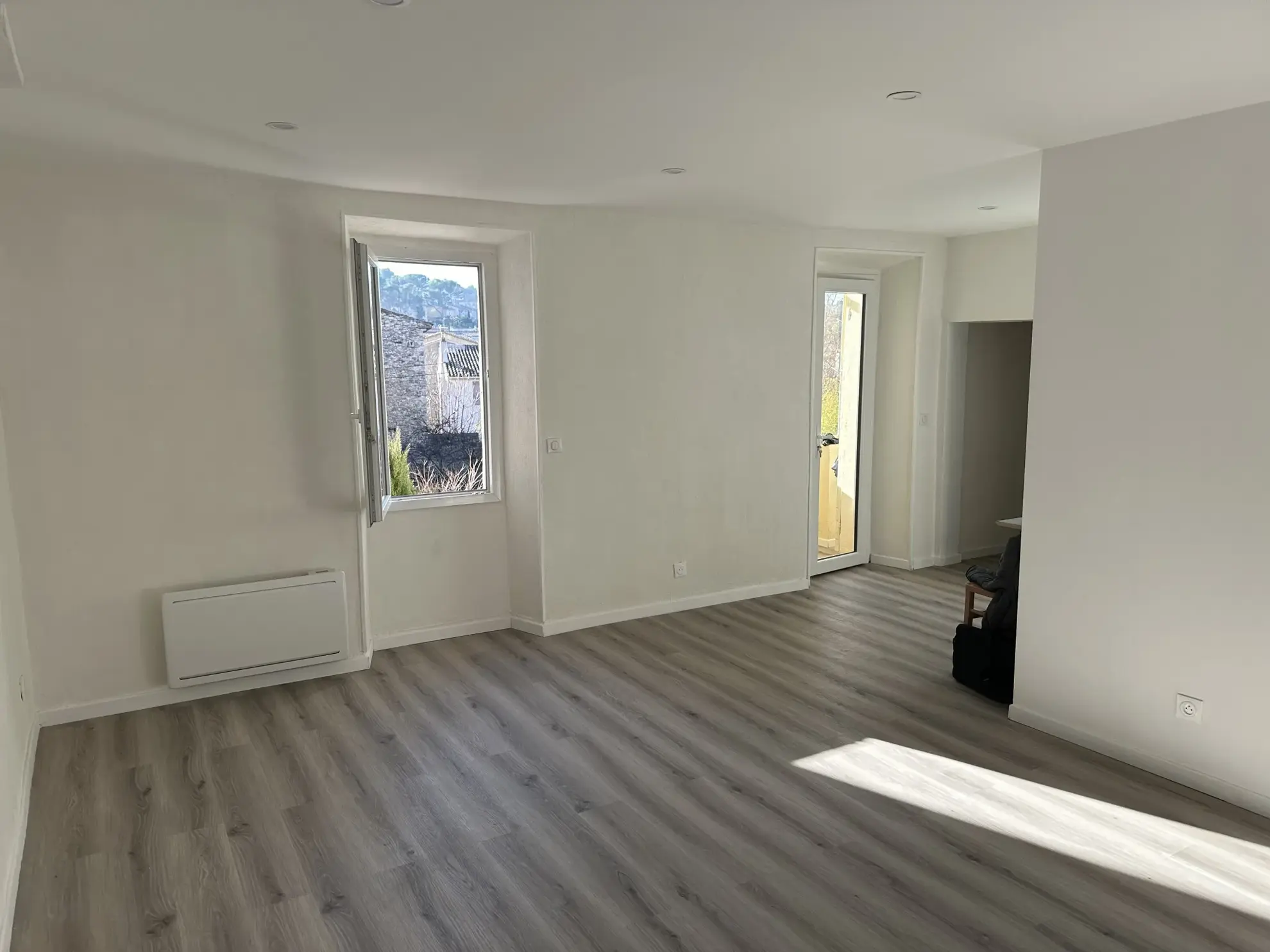 Splendide Duplex Rénové à Fuveau 13710 