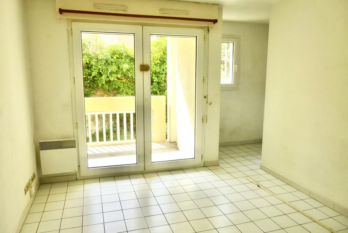 Appartement T1 avec terrasse et stationnement à Montpellier 