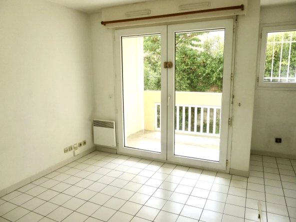 Appartement T1 avec terrasse et stationnement à Montpellier