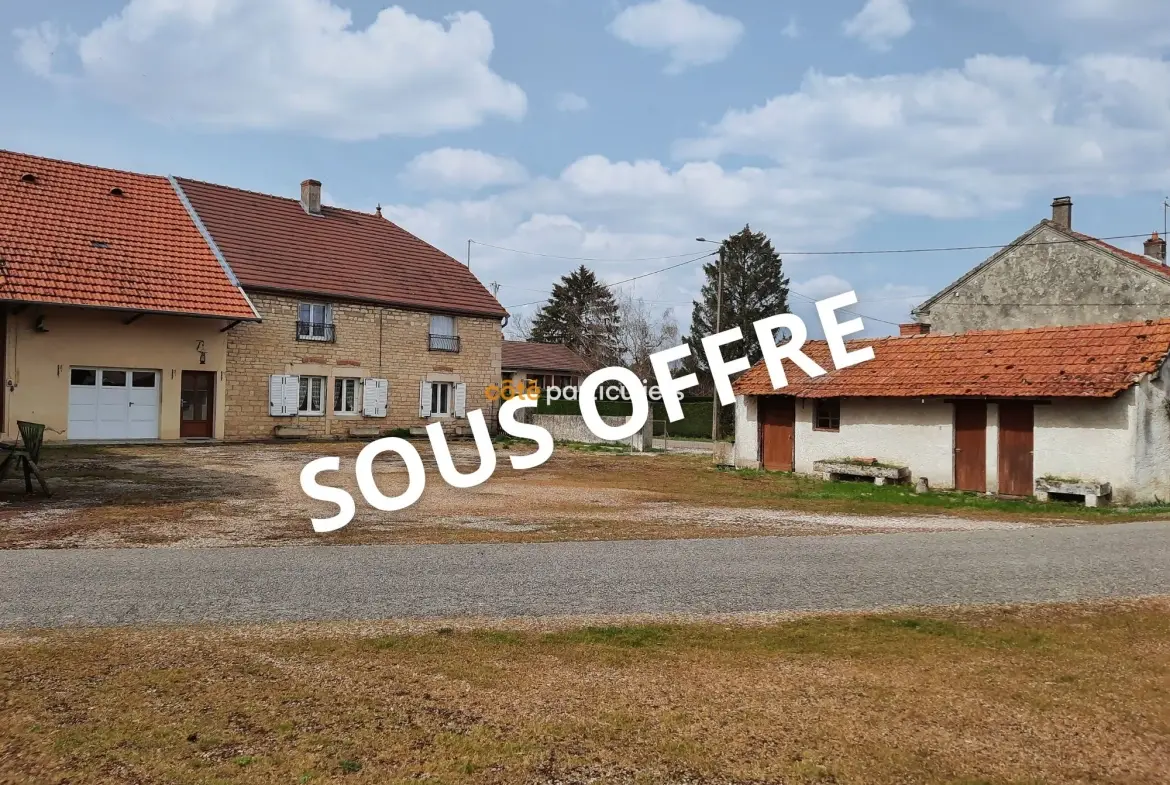Grande Ferme à Rénover à Chemin 