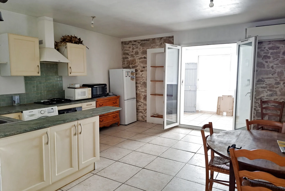 Maison de village à Fuveau avec 2 chambres 
