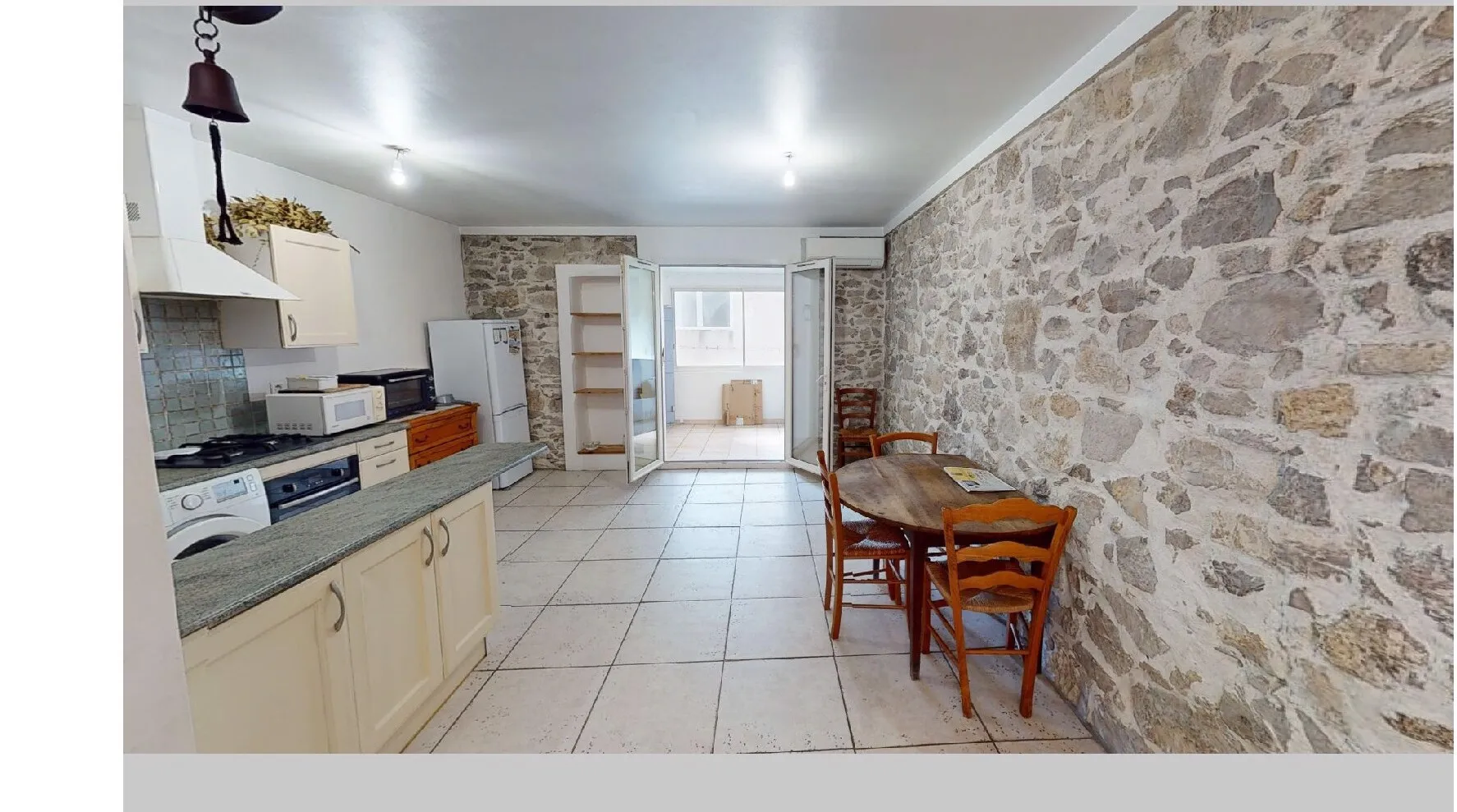 Maison de village à Fuveau avec 2 chambres 