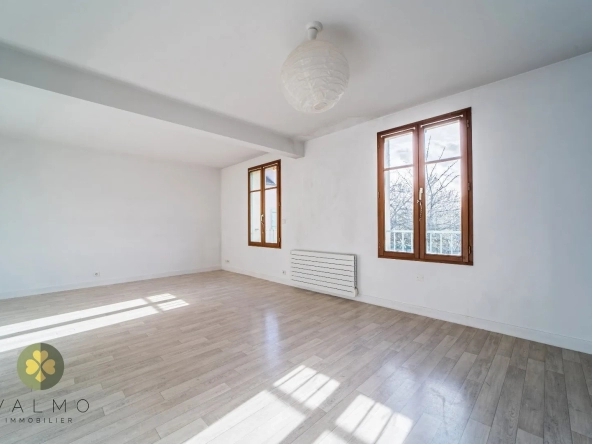 Appartement lumineux de 81m2 à THOIRY 