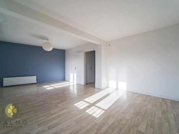 Appartement lumineux de 81m2 à THOIRY 