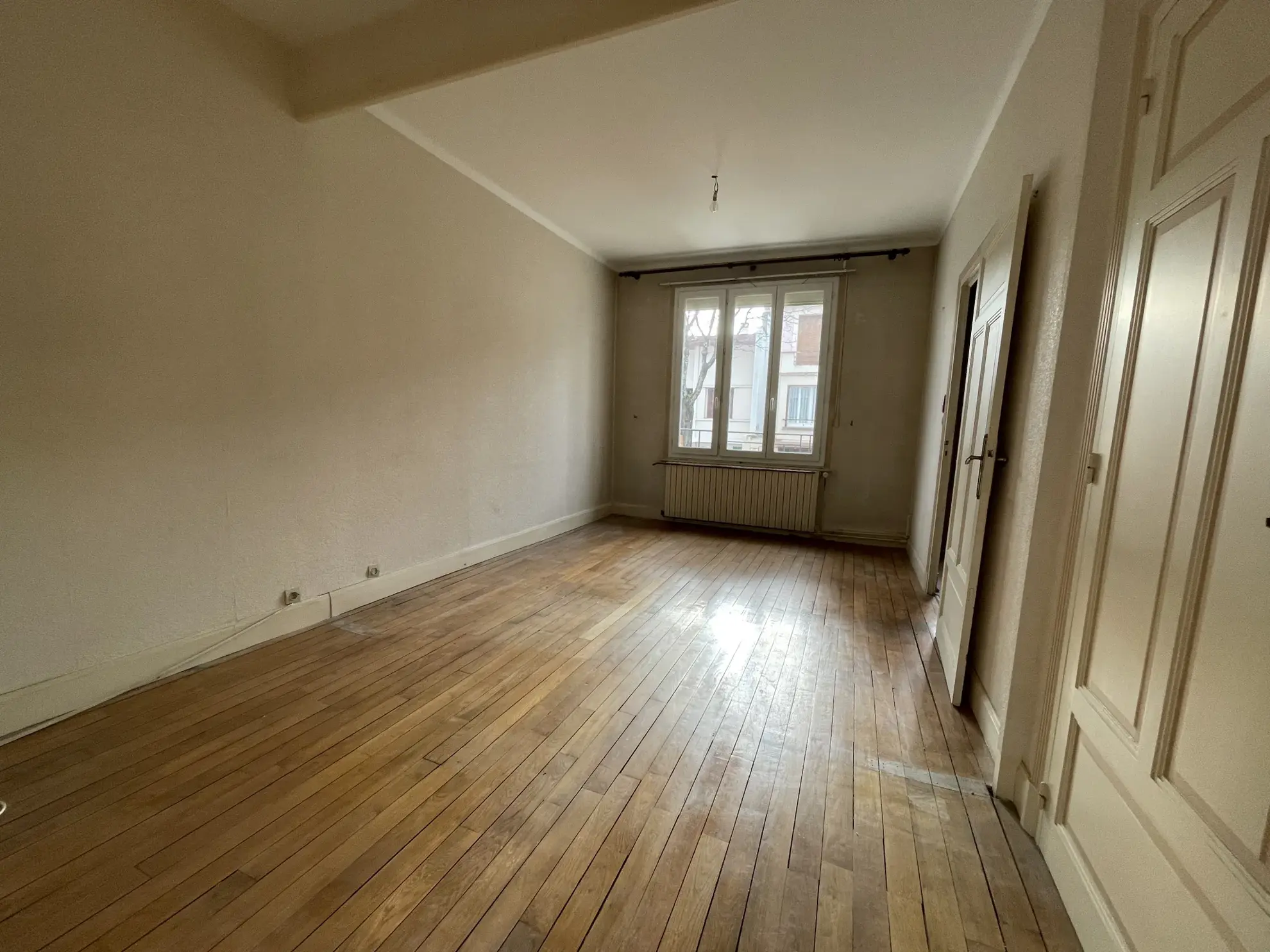Maison de Ville de type T3 Vichy Garage Jardin 