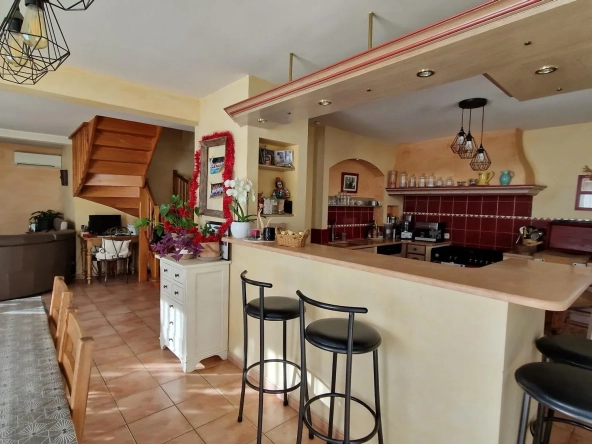 Vente - Villa 4 pièces à Saint Paul Trois Châteaux 26130 