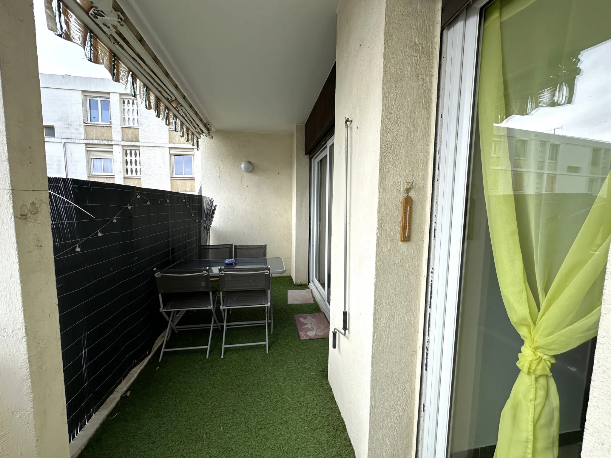 Appartement T3 avec balcon et cave à Lunel 