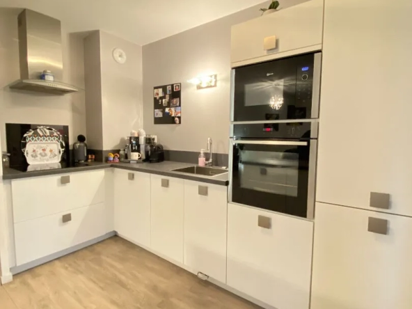 Vente : appartement T3 68m2 à Faches Thumesnil 