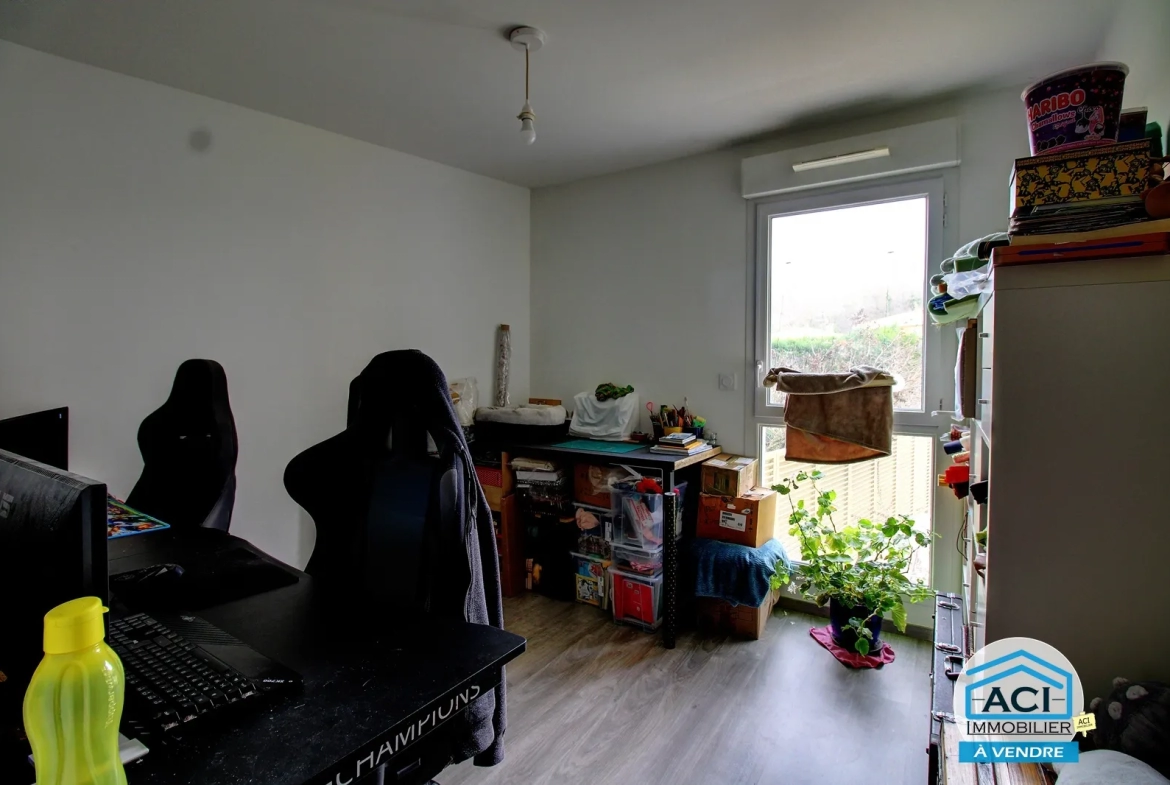 Appartement de T3 avec terrasse et garage à Décines-Charpieu 