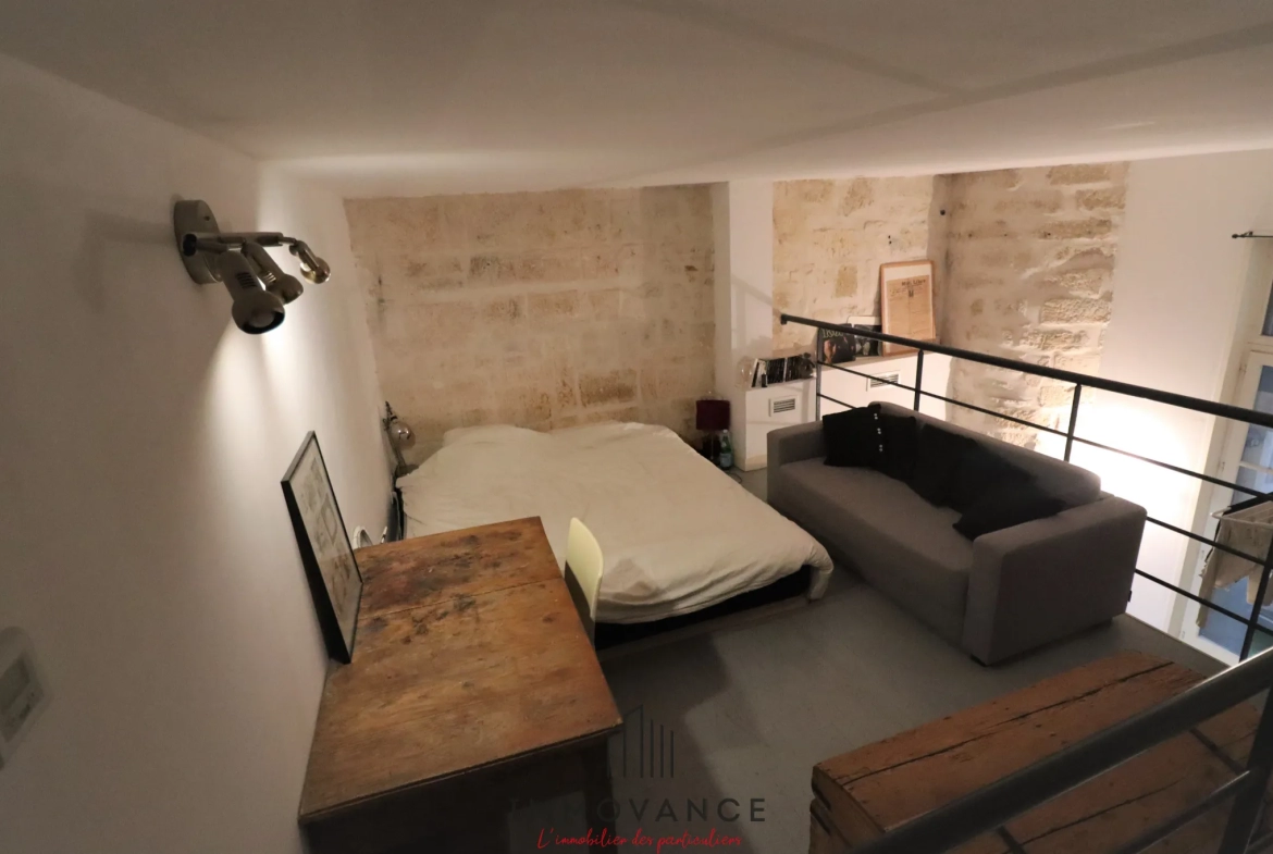 Vente Loft contemporain 59m2 + cour en Centre-historique Montpellier 
