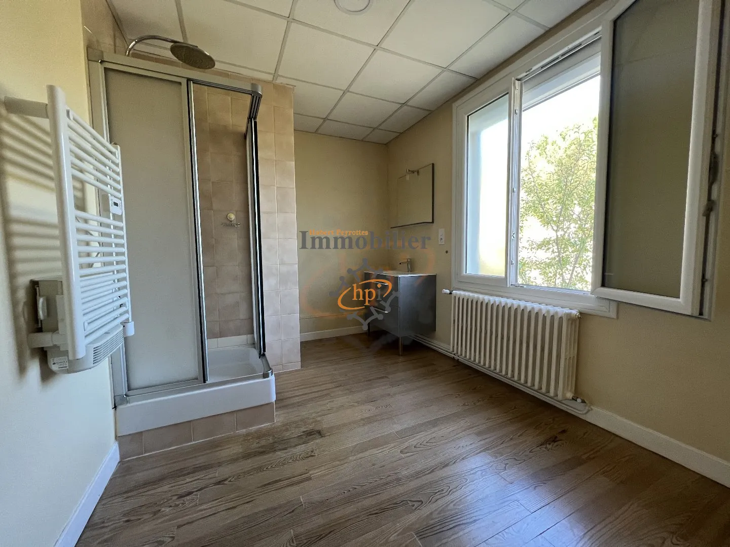 Vente maison avec dépendances et terrain attenant à Saint Affrique 