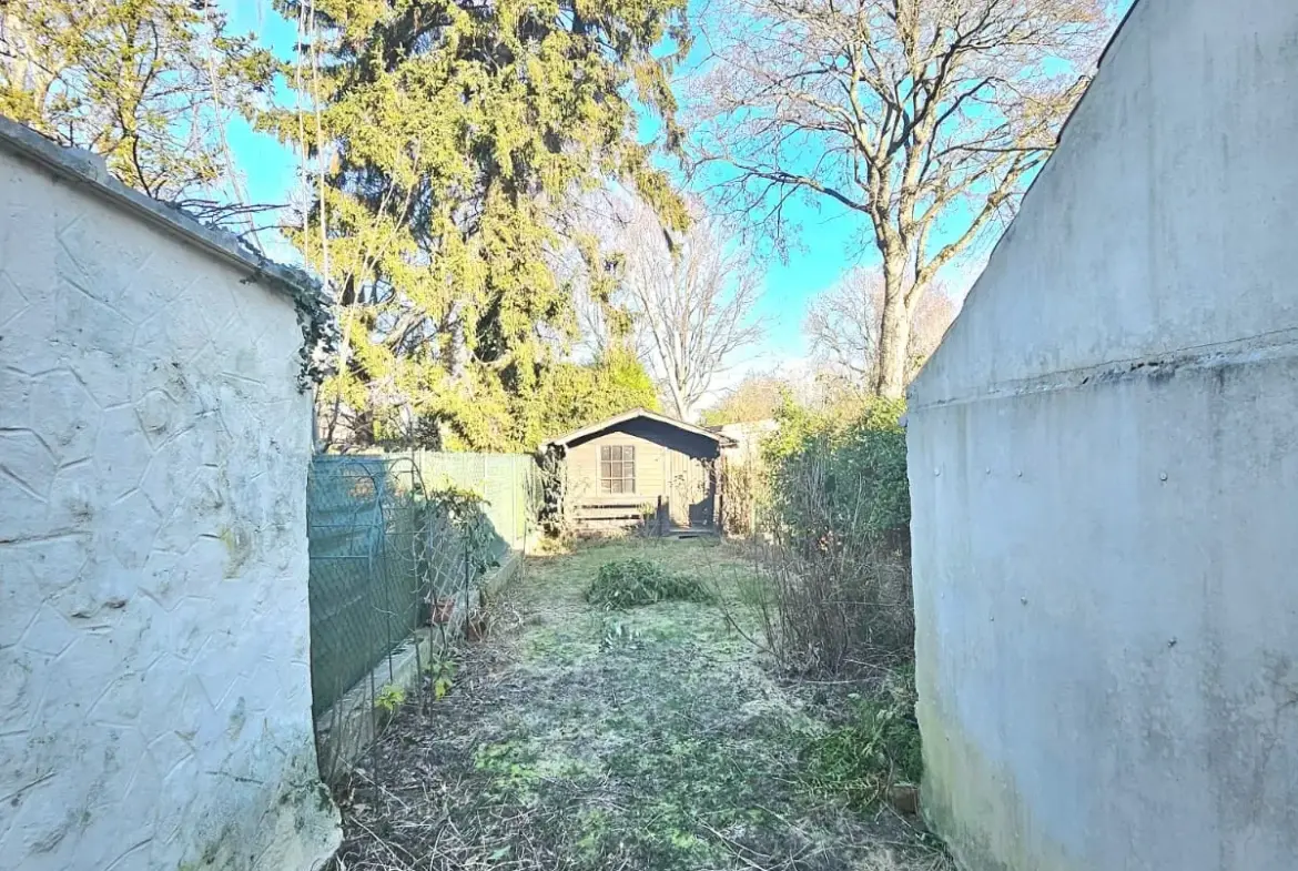 Maison T4 1930 avec Terrasse à Villeneuve-D'Ascq 