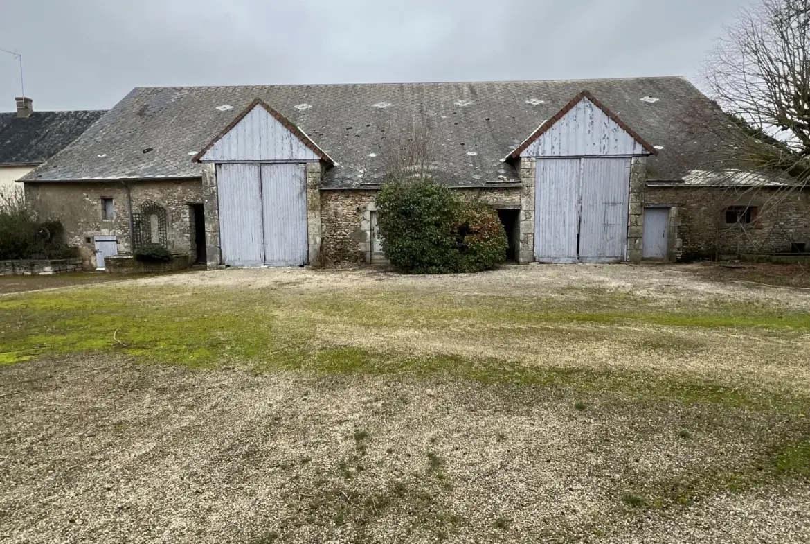 Corps de Ferme de plain pied à Saint Léonard en Beauce 