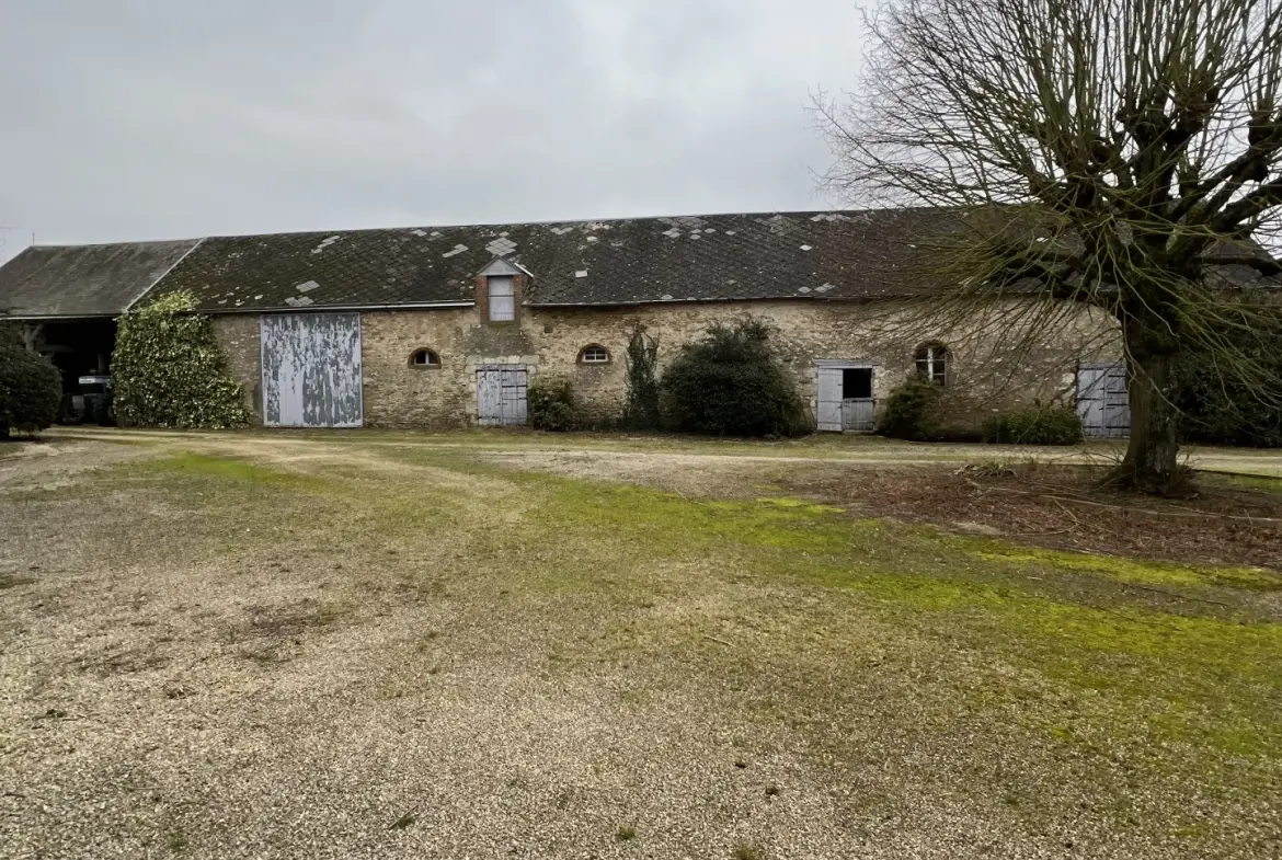 Corps de Ferme de plain pied à Saint Léonard en Beauce 