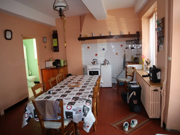 Maison à St Léger du Bois avec 3 chambres - Terrain de 735m2 