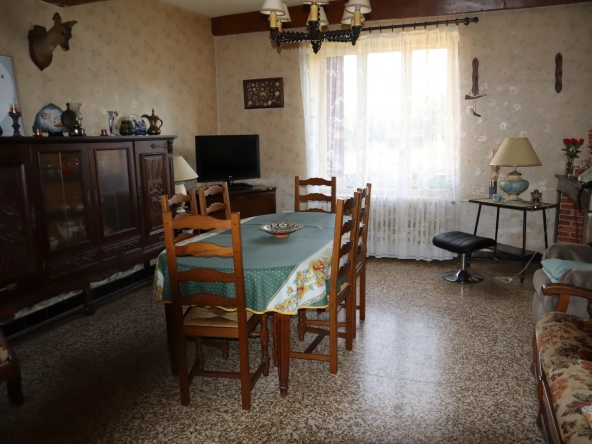 Maison à St Léger du Bois avec 3 chambres - Terrain de 735m2 