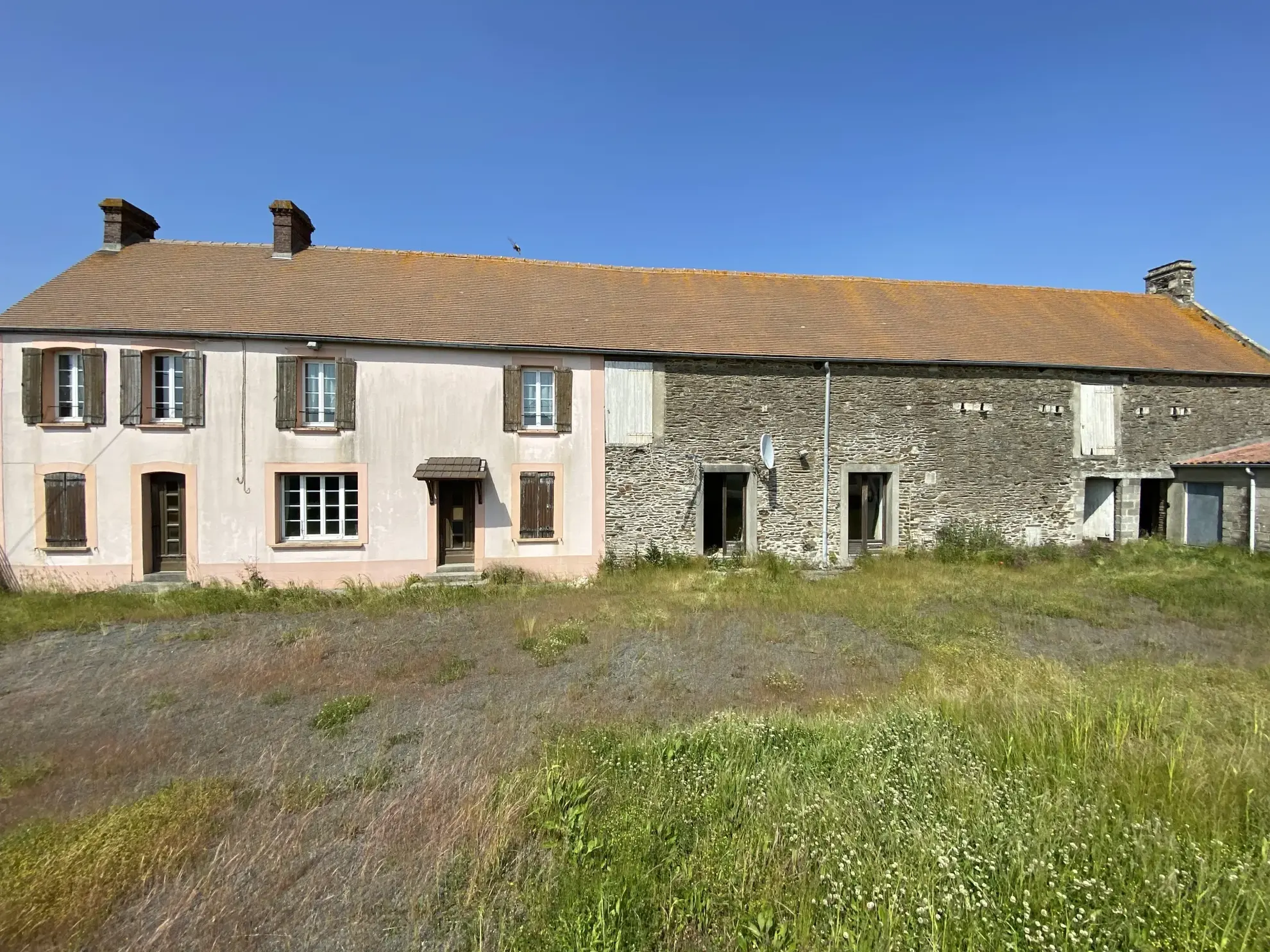 Ferme à vendre à Croisilles 