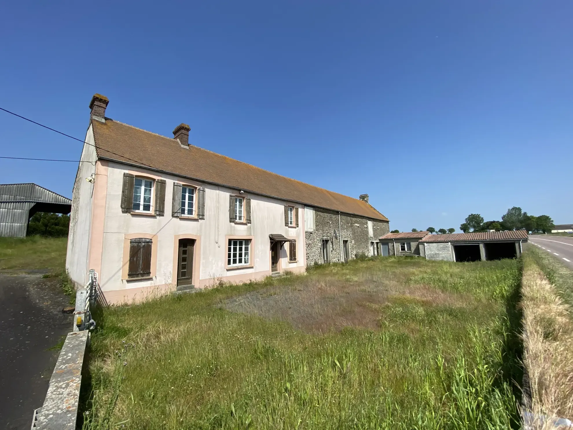 Ferme à vendre à Croisilles 
