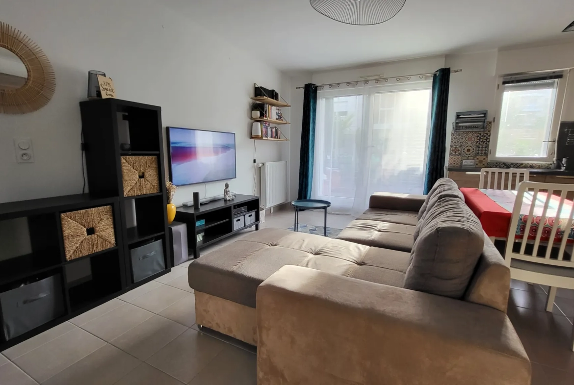 Appartement Deux Pièces avec Jardin Exposé Sud-Ouest à Petit Nanterre 