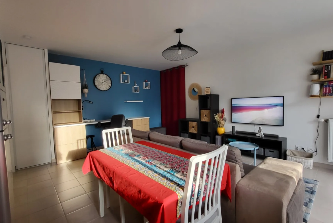 Appartement Deux Pièces avec Jardin Exposé Sud-Ouest à Petit Nanterre 